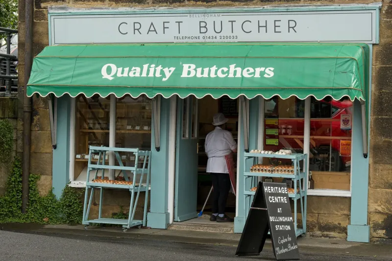 Small Shops, Big Comeback: How Independent Butchers Are Reclaiming the Poultry Trade